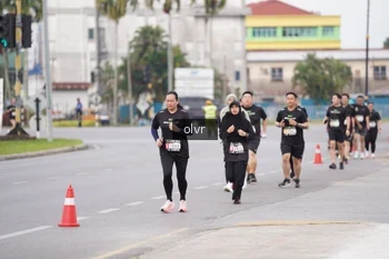 Runner Photo 2049832