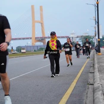 Runner Photo 2049833
