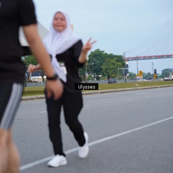 Runner Photo 2049854
