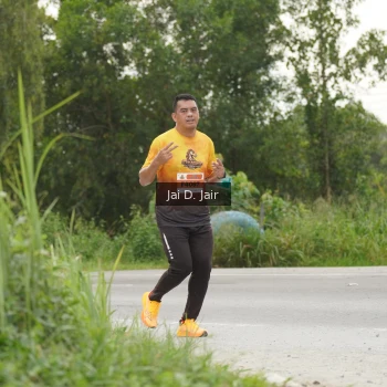 Runner Photo 2049881