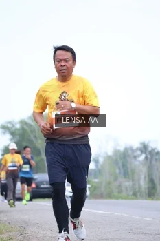 Runner Photo 2049932