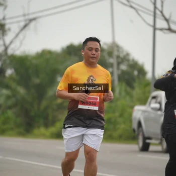Runner Photo 2049969