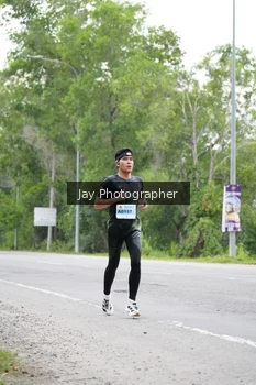 Runner Photo 2050019