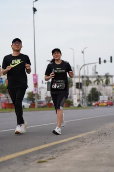 Runner Photo 2050054