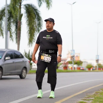 Runner Photo 2050086
