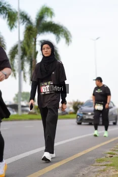 Runner Photo 2050200