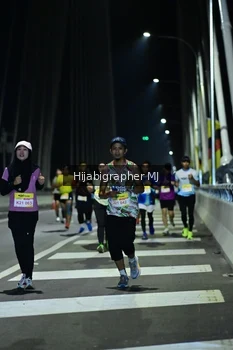 Runner Photo 2050205