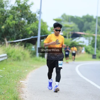 Runner Photo 2050225