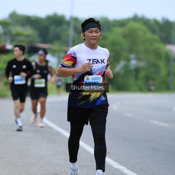 Runner Photo 2050337