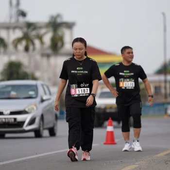 Runner Photo 2050360
