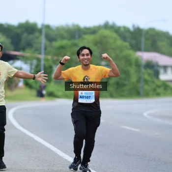 Runner Photo 2050403
