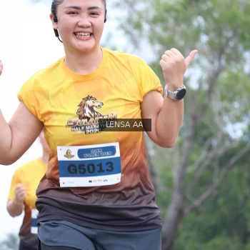 Runner Photo 2050556