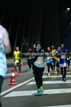 Runner Photo 2050590