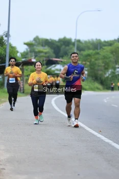 Runner Photo 2050656