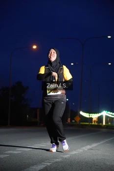 Runner Photo 2050686