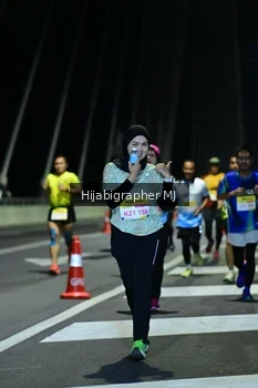 Runner Photo 2050712