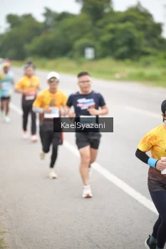Runner Photo 2050717