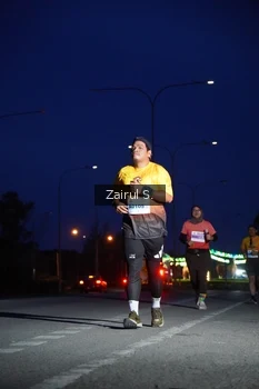 Runner Photo 2050736