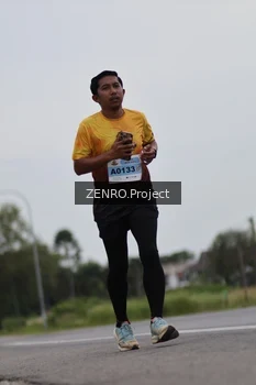 Runner Photo 2050753