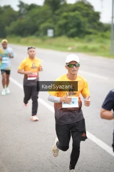 Runner Photo 2050757