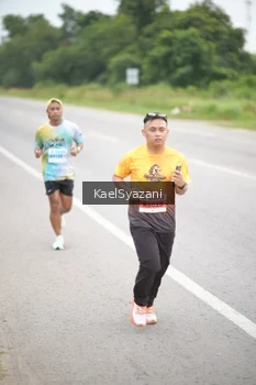 Runner Photo 2050771