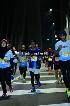 Runner Photo 2050782