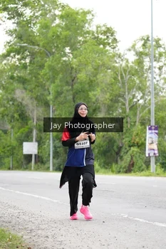 Runner Photo 2050863