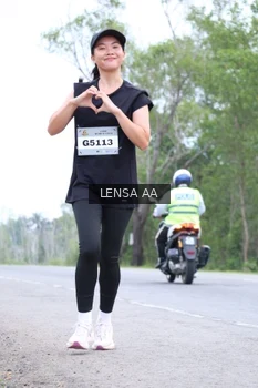 Runner Photo 2050891