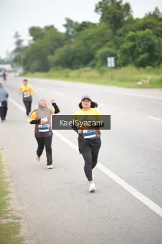 Runner Photo 2050897