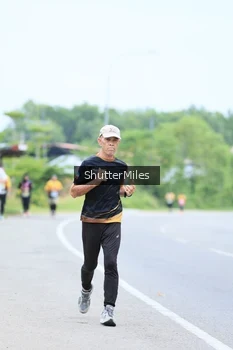 Runner Photo 2050950