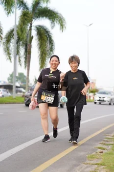 Runner Photo 2050962