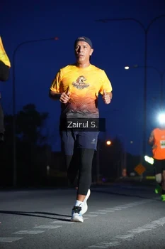 Runner Photo 2050971