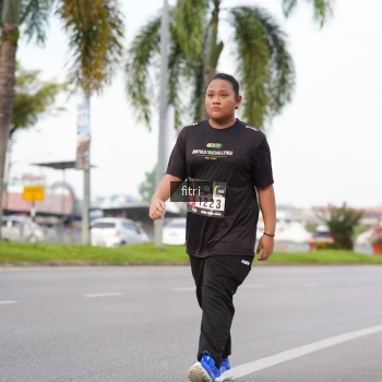 Runner Photo 2051004