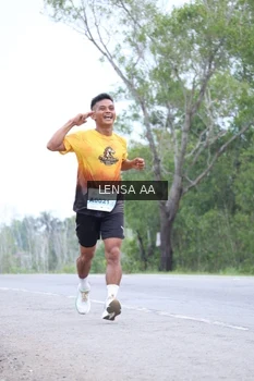 Runner Photo 2051041