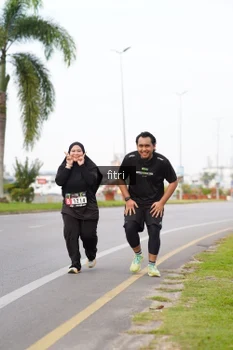 Runner Photo 2051090