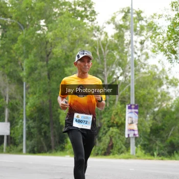 Runner Photo 2051099