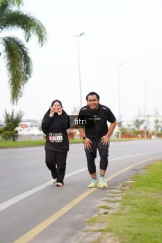 Runner Photo 2051114