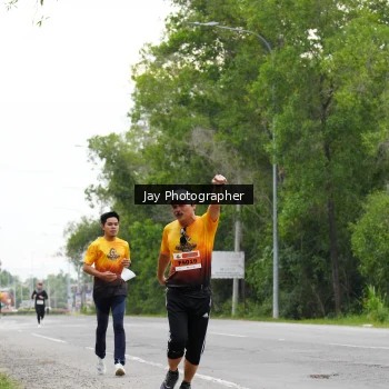 Runner Photo 2051120