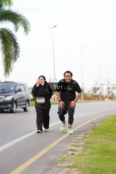 Runner Photo 2051128