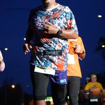Runner Photo 2051136