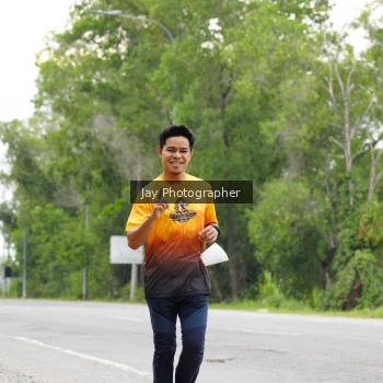 Runner Photo 2051145
