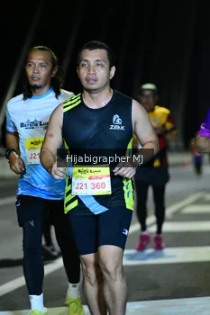 Runner Photo 2051149