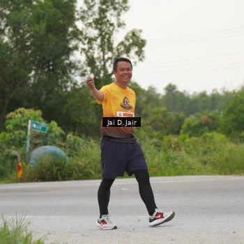 Runner Photo 2051188