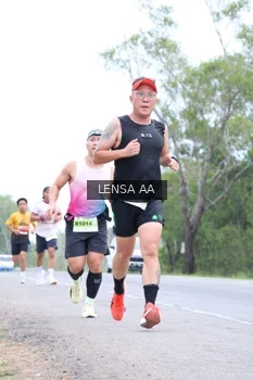 Runner Photo 2051243