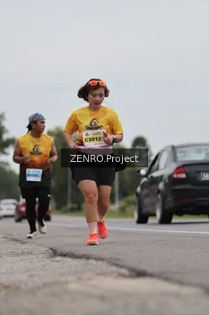 Runner Photo 2051265