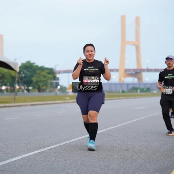 Runner Photo 2051275