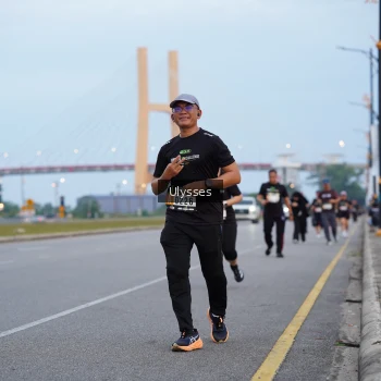 Runner Photo 2051326