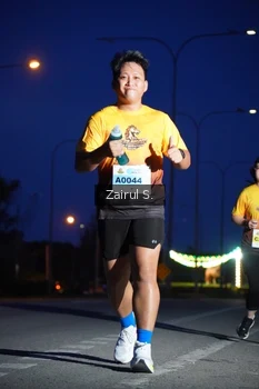Runner Photo 2051350