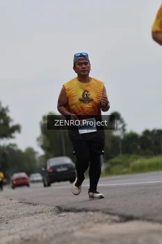 Runner Photo 2051363