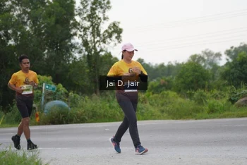 Runner Photo 2051368